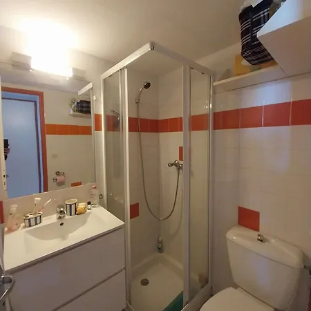 Apartment Pavillon T3 Climatise, Piscine Et Parking *