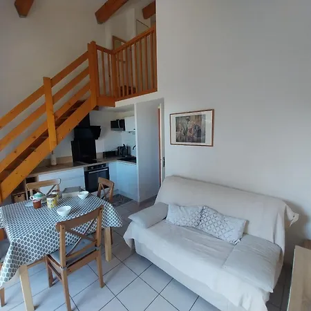 Pavillon T3 Climatise, Piscine Et Parking شقة *